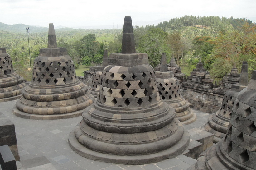 Java, Borobodur 13